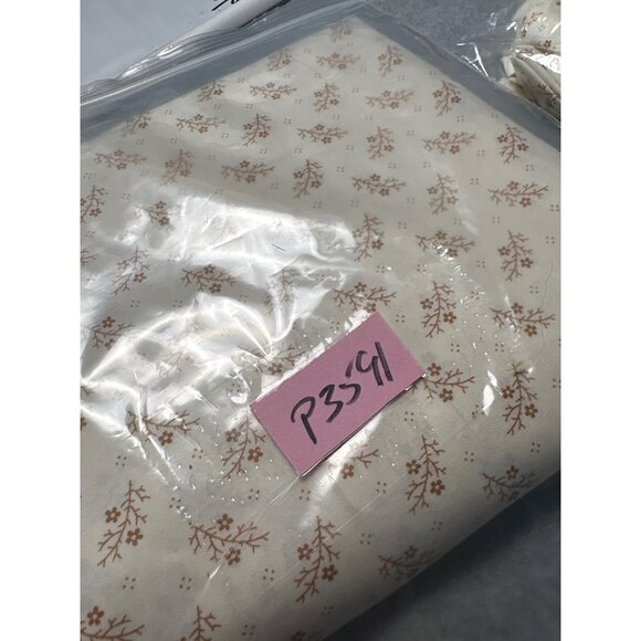 Floral Gatherings Primitive Gatherings Brown Floral Cotton Fabric 62" x 55" Quil - Picture 7 of 8